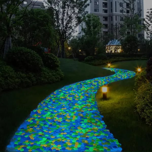 (🎁Last Day 49% OFF)🌈Colorful Glow-in-the-Dark Garden Stones
